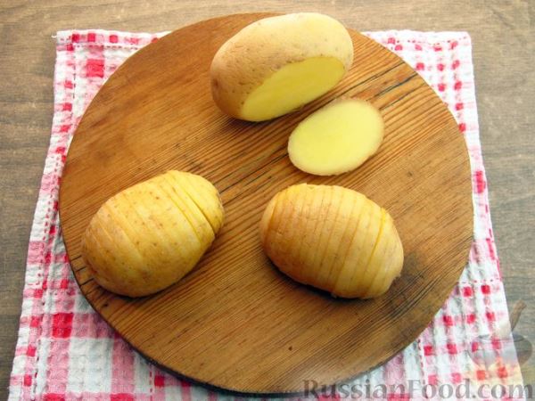 Картофель, запеченный в духовке, с грибами